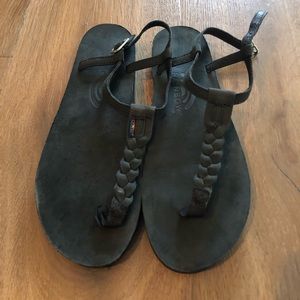 Rainbow sandals, size 7, black gladiator sandal.